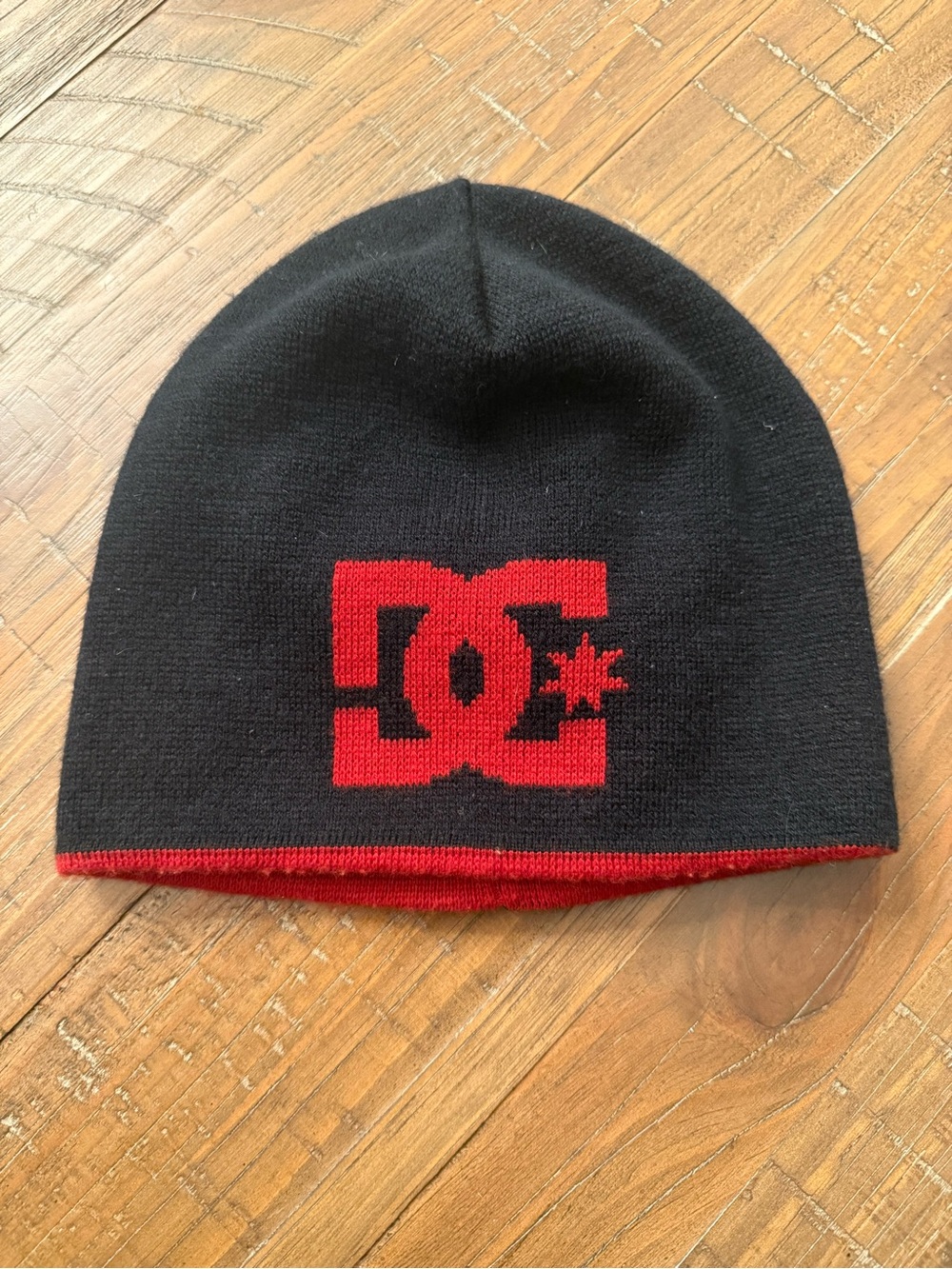 DC Black and Red Knit Beanie